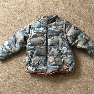 Boys Mini Boden camo jacket/vest 9-10y